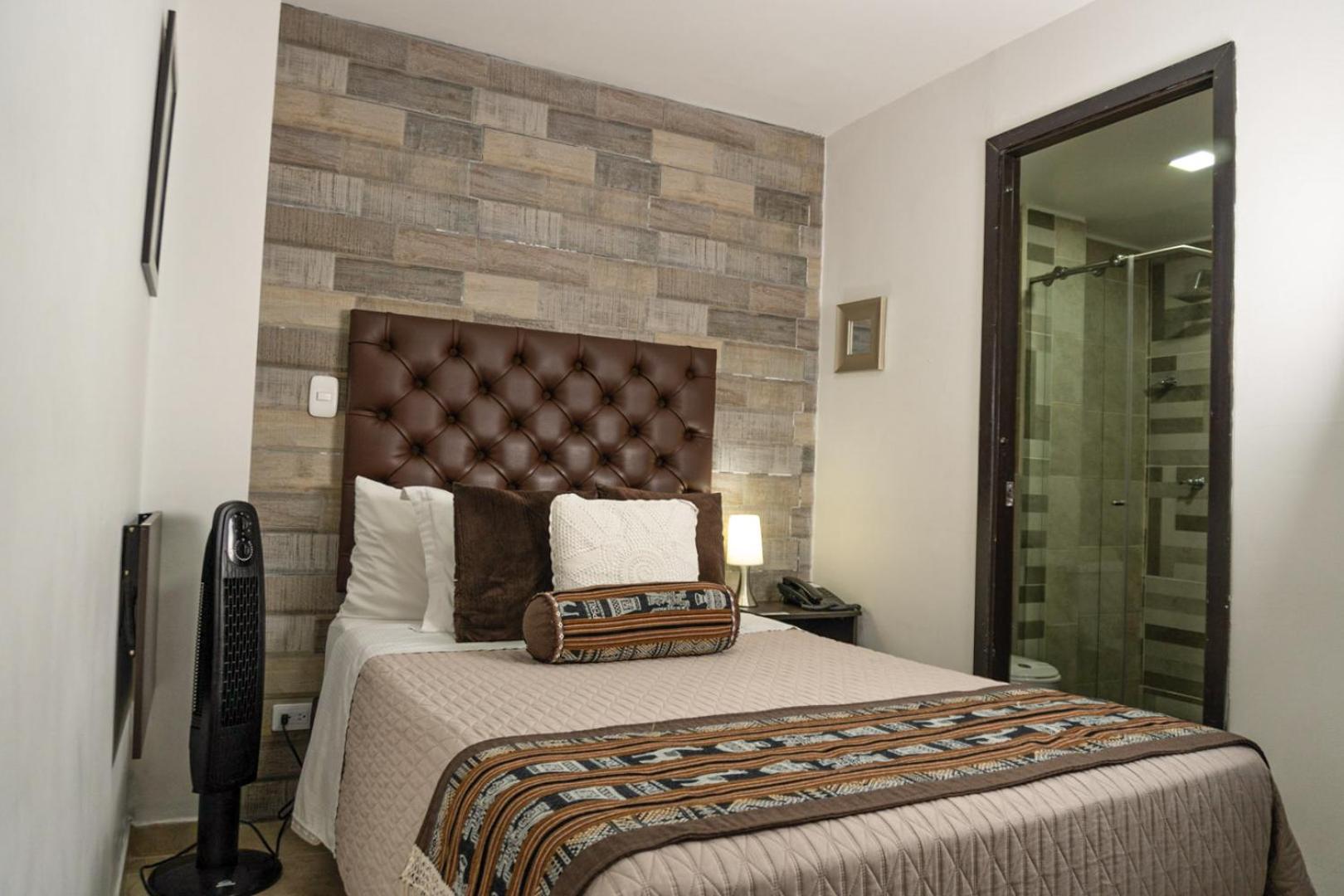Hotel Alamos Del Parque Перейра Екстер'єр фото