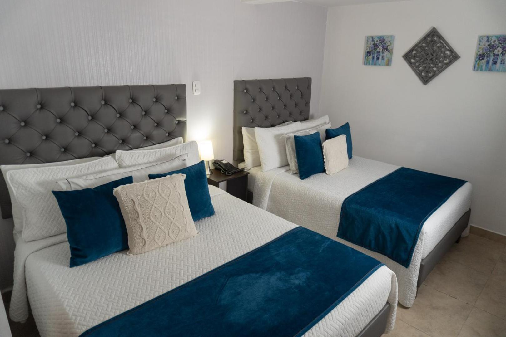 Hotel Alamos Del Parque Перейра Екстер'єр фото